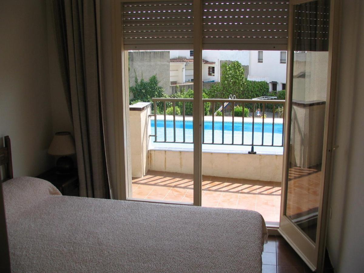 Ferienwohnung Mar Blau L' Escala Zimmer foto